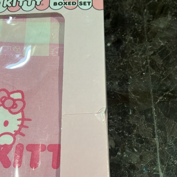 HELLO KITTY Youth Apron & Oven Mitt Boxed Set - new in box never opened - Picture 7 of 7